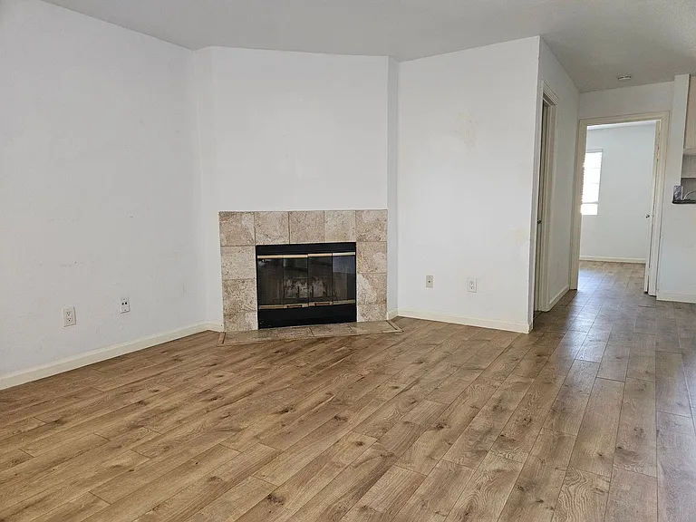 4352 Arizona Street — Photo 2
