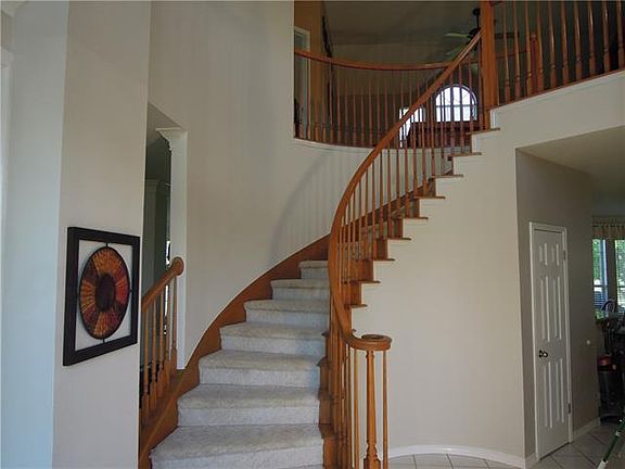 5th image of 19325 Kennemer Dr