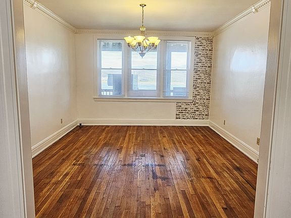 4th image of 345 W 2nd St #6