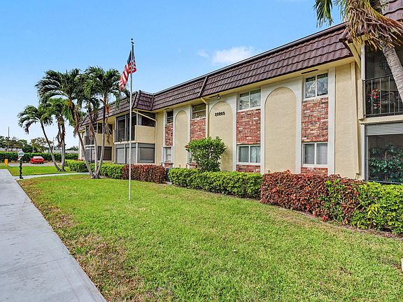 2nd image of 22805 SW 66th Avenue #206