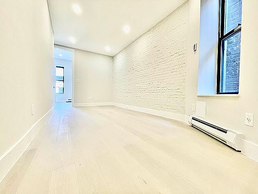 5th image of 328 E 89th St APT 5E
