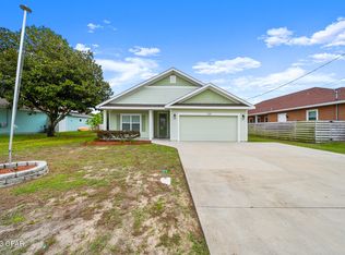 305 Evergreen St, Panama City Beach, FL 32407