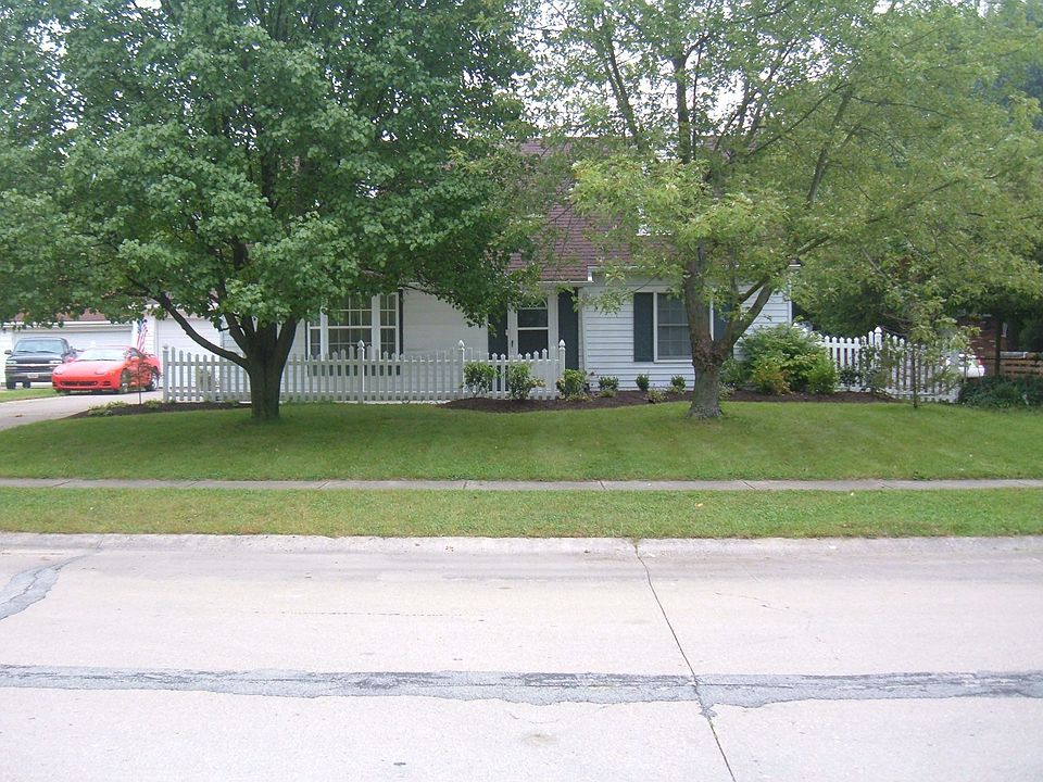 1st image of 55 Kathie Ct