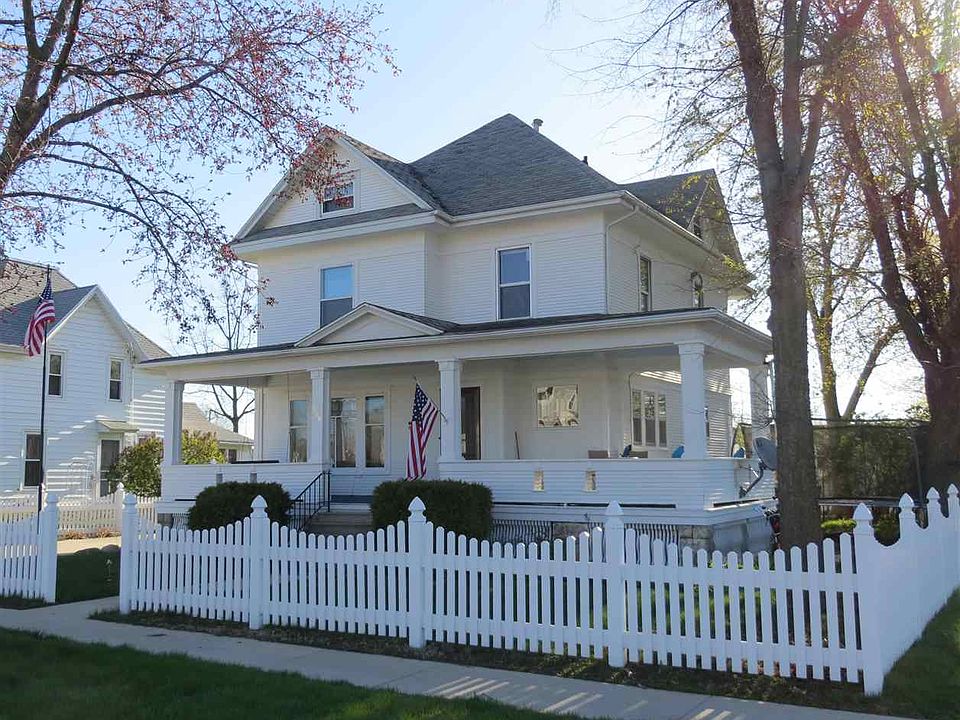 1st image of 608 2nd St