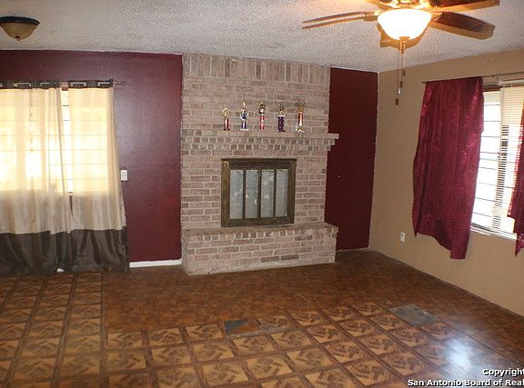 5th image of 489 Las Brisas Dr