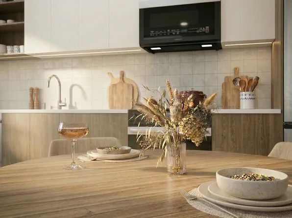 38060 2nd Ave #307, Squamish, BC V8B 0C3