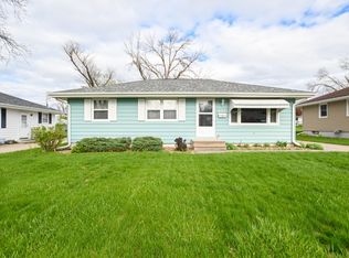 407 26th St NW, Cedar Rapids, IA 52405