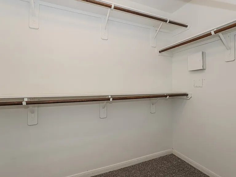 3355 Allington Ct — Photo 12