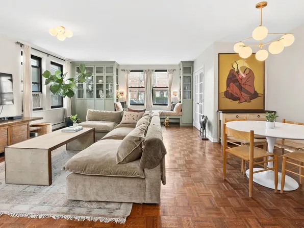 2787 Kennedy Boulevard image 1 of 27