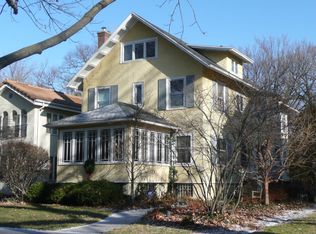 222 Woodbine Ave, Wilmette, IL 60091