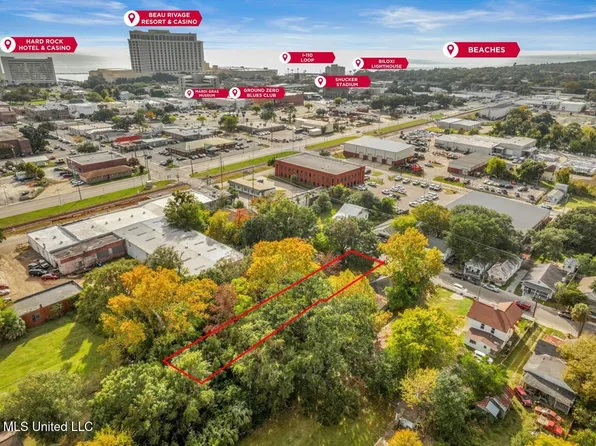 224 Lameuse St, Biloxi, MS 39530