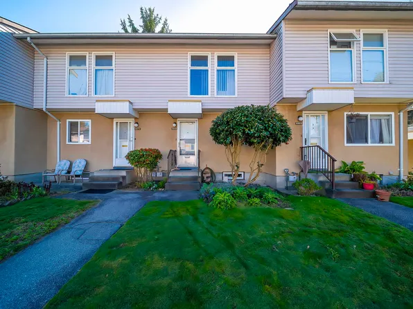 6866 Arlington St, Vancouver, BC V5S 3N9