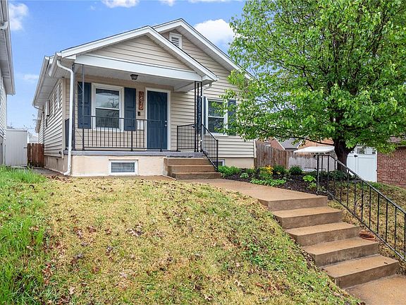 2nd image of 3476 Macklind Ave
