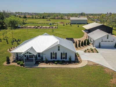 9911 Scoggins Rd, Bentonville, AR, 72713