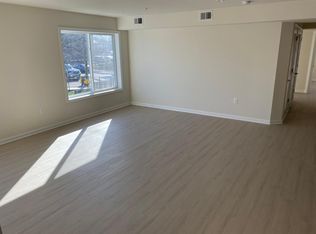 2836 Robinson Pl SE #101, Washington, DC 20020