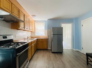 7 Rush St #1, Somerville, MA 02145