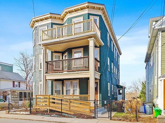 2nd image of 68 Jamaica St #3