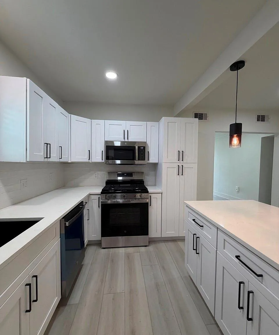 2 bed, 1.0 bath, 1088 sqft, $1,500 — Photo 4