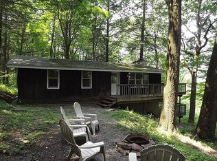 247 Natures Symphony Rd, Imler, PA 16655