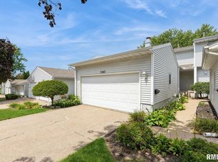 3567 Cedarview Ct, Bettendorf, IA