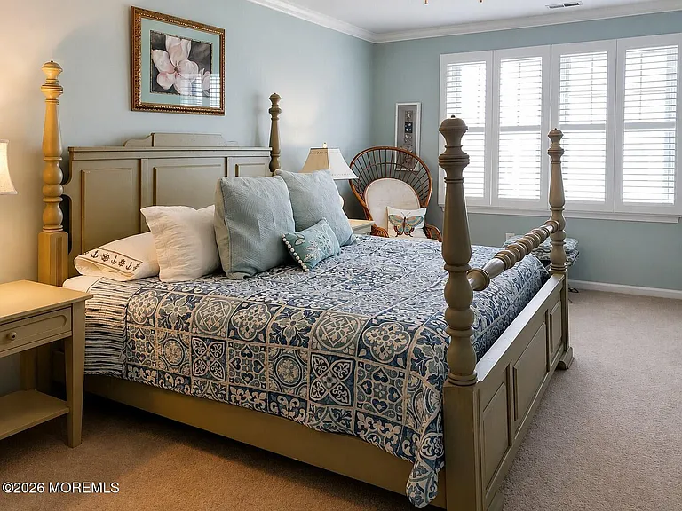 33 Cooper Ave #207 — Photo 9