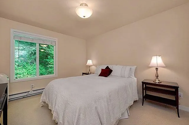 430 Bellevue Way SE #204 — Photo 8