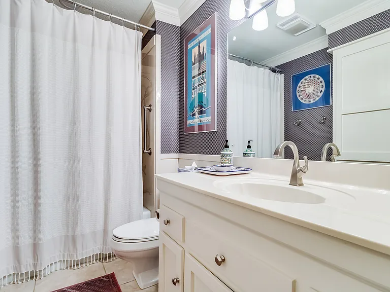 412 Woodvale Ave — Photo 22