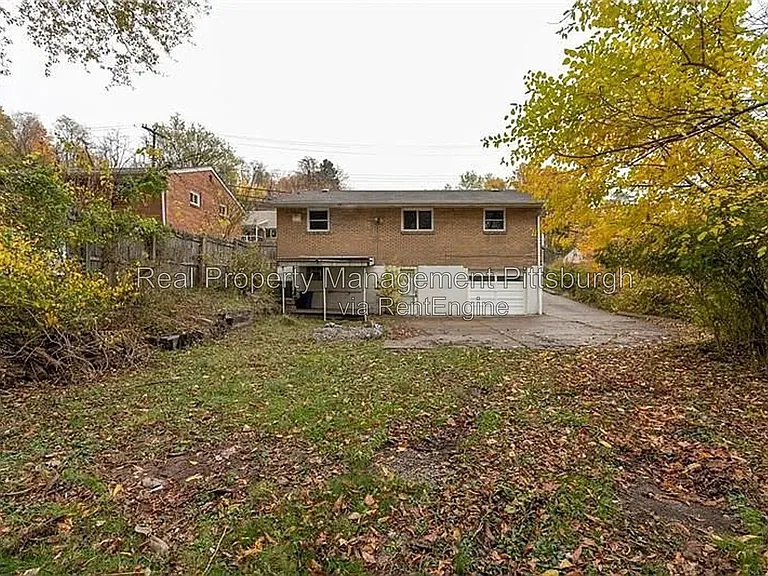1307 Universal Rd — Photo 22