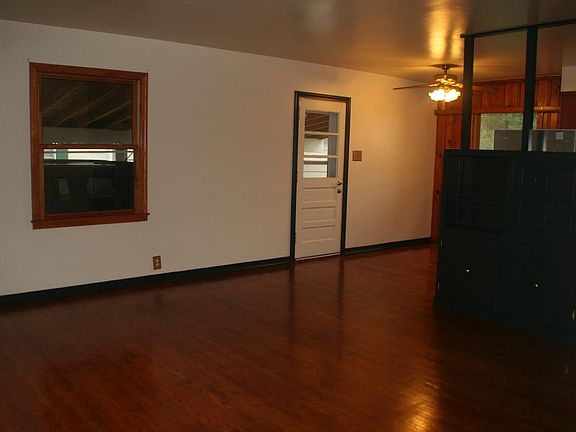 3rd image of 1846 Euclid Ave