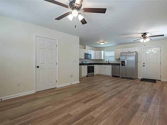 5th image of 4087 Klepinger Rd