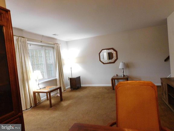2nd image of 9045 N Laurel Rd Unit H