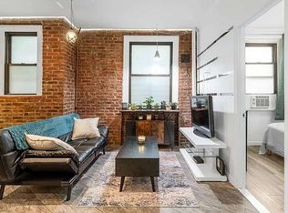 21-16 35th St #1F, Astoria, NY