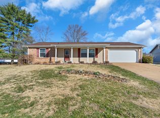 10 Appletree Dr, Saint Peters, MO 63376