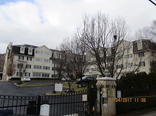 131 Clinton Pl APT 105, Hackensack, NJ 07601