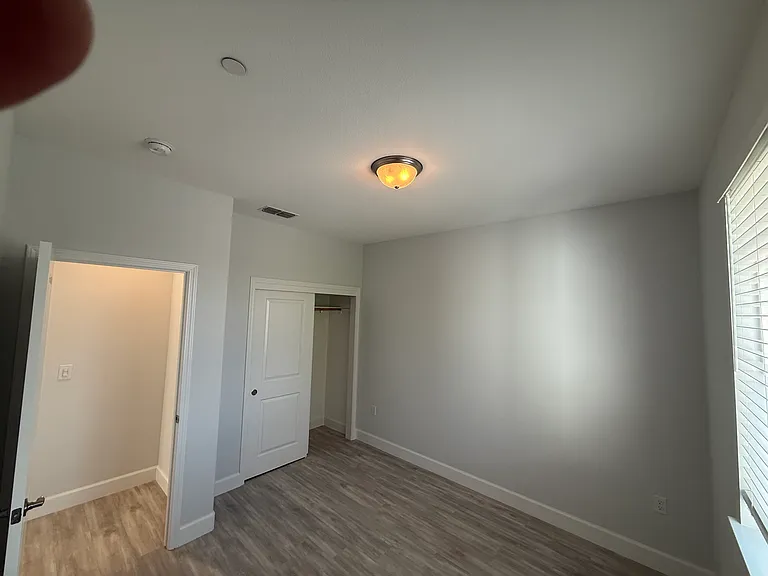 1600 Ranch Ln — Photo 9
