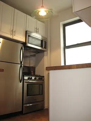 Rented by Citi Habitats | media 6