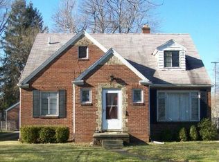 2833 Densmore Dr, Toledo, OH 43606