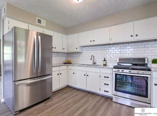 13917 Ohern St, Omaha, NE 68137