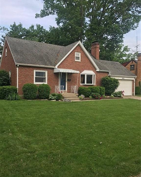 1st image of 3813 Strathmoor Dr