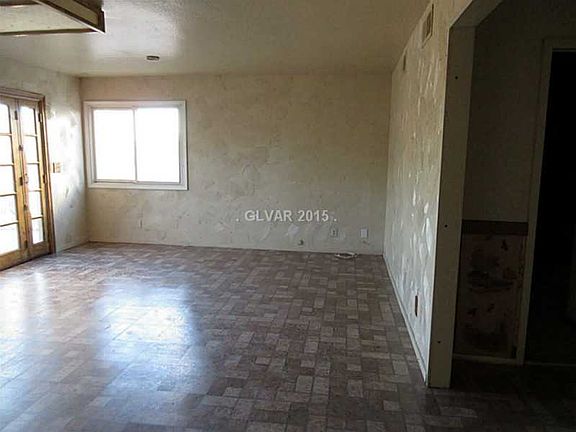 3rd image of 7460 Silver Leaf Way