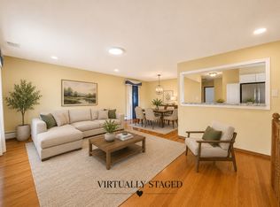 263 Commack Rd FLOOR 1, Deer Park, NY 11729