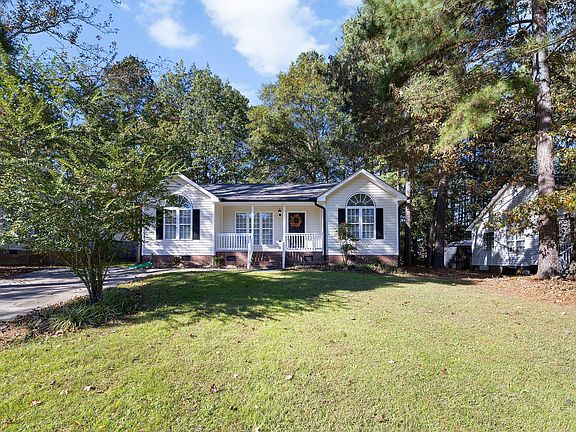 4th image of 209 Trestlewood Ln