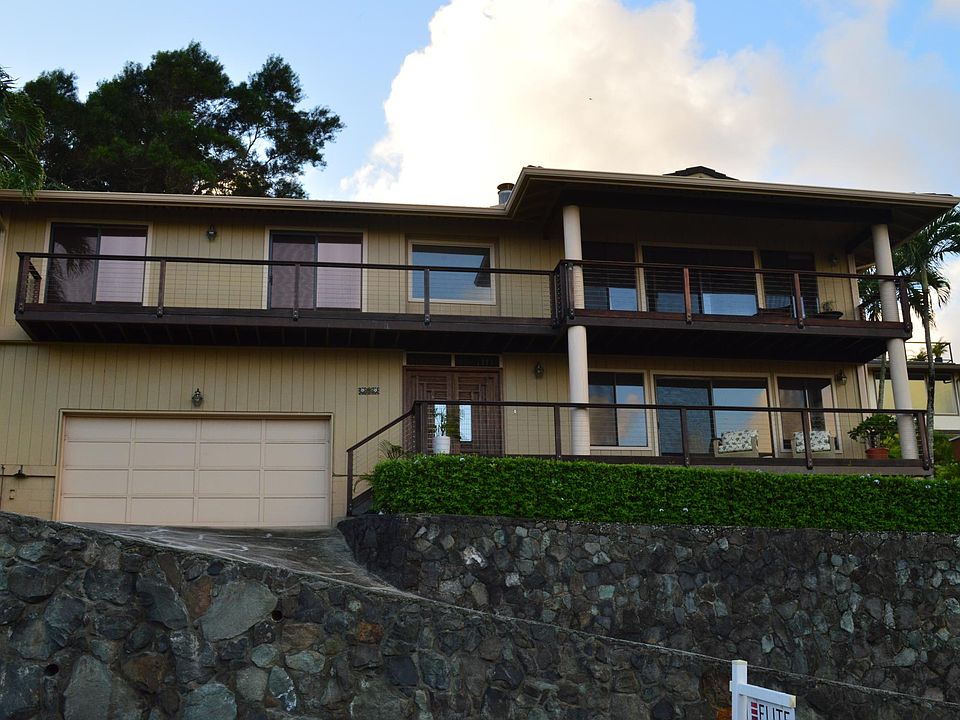 FRONT OF HOUSE - 1st floor UNIT