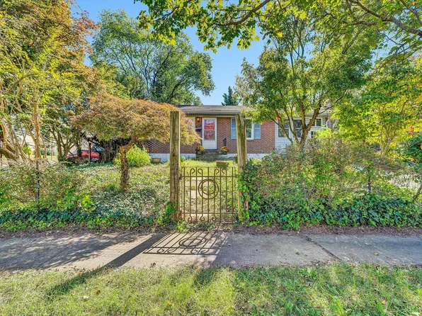 1602 Maiden Ln SW, Roanoke, VA 24015