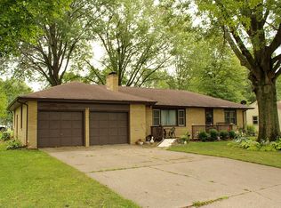 409 Maple St, Prophetstown, IL 61277