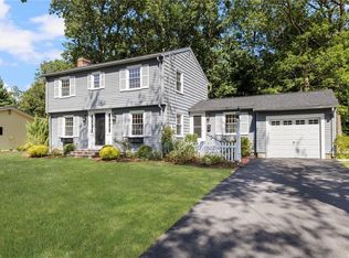 45 Cushing Rd, Warwick, RI 02888