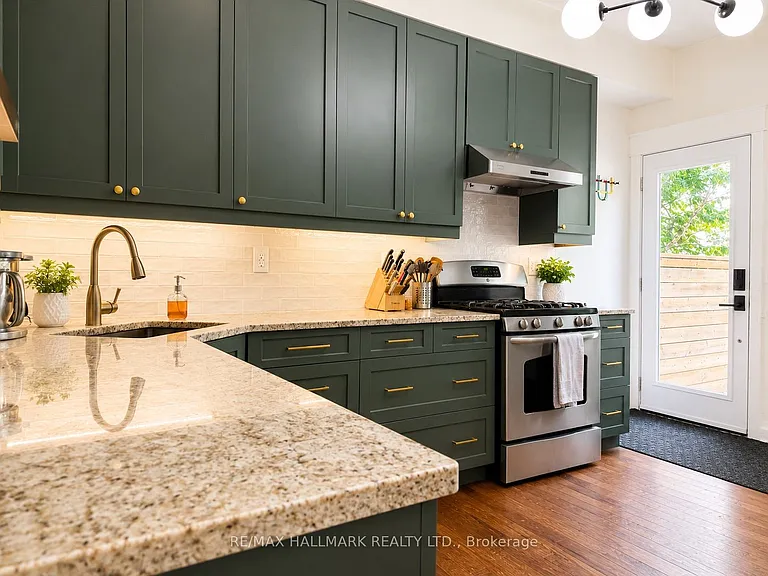 118 Galt Ave — Photo 13