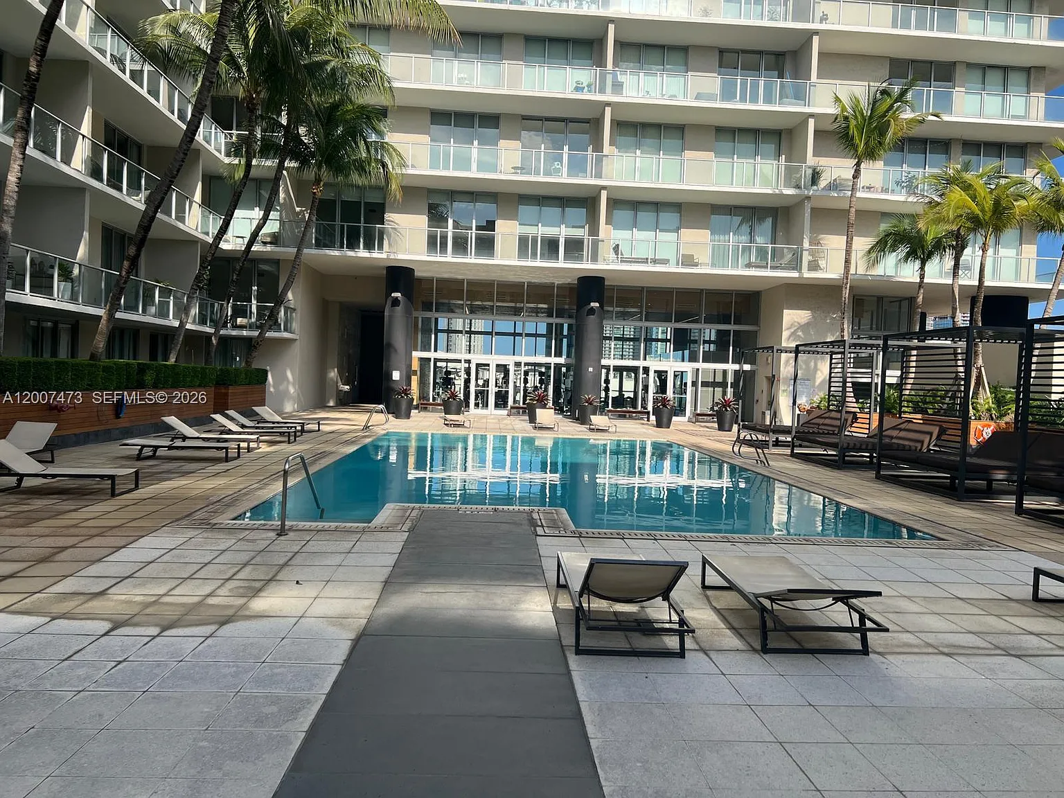 Two Midtown Miami Condo — Photo 1