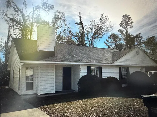 811 Varsity Dr, Wilmington, NC 28403