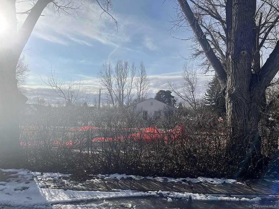 2nd image of 3633 Duff Ave